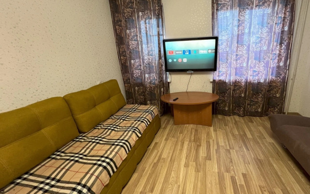 Na Bulvare Pobedy 7A Flat