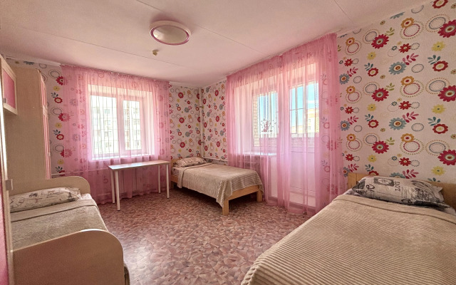 Bolshaya Kvartira Do 7 Gostey Apartments