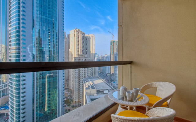 Апартаменты Cozy 1BR with great view