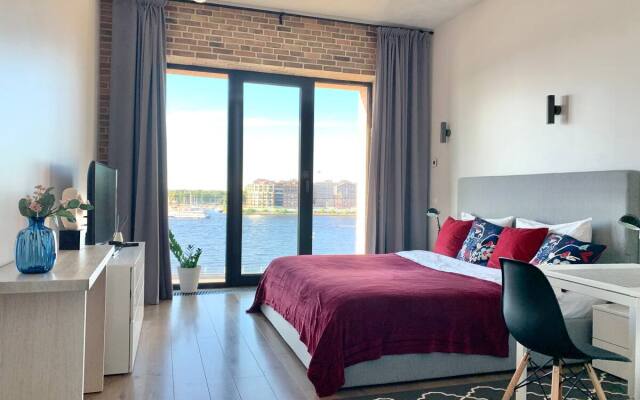 Апарт-отель Panoramic River View Loft Apartments