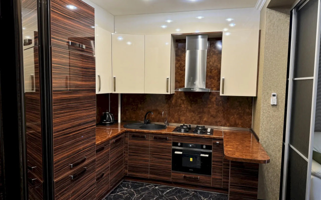 Квартира 382 с Балконом 7 Мин до Моря