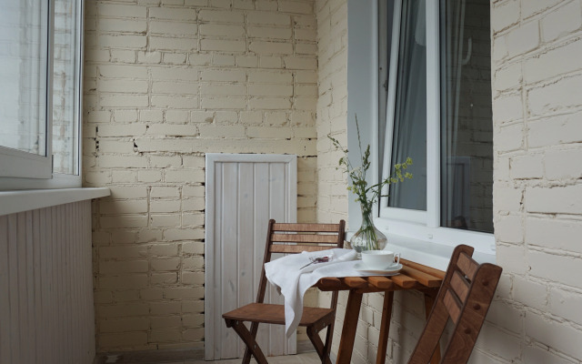 Schastlivaya S Vidom Na Lavru Flat