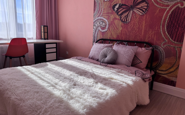 Квартира Уютная 3 -комнатная квартира на Декабристов д 1Г