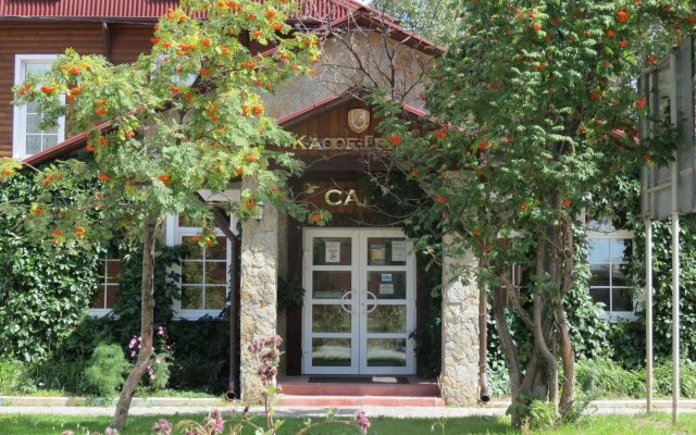 Отель Эсмеральд