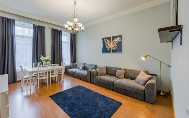 Апартаменты SpbStay на Невском проспекте 66