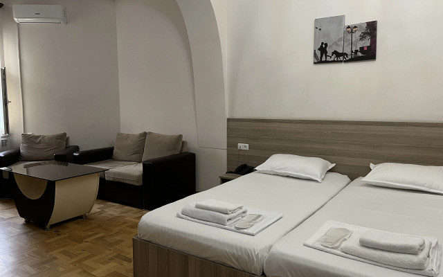 Olive Hotel