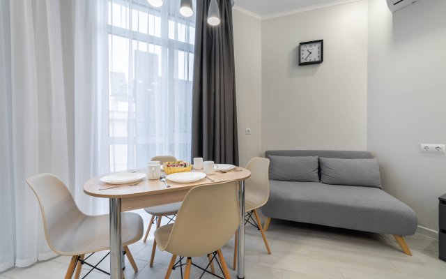 Unikal'naya studiya so svoim balkonom i vidom na more Flat