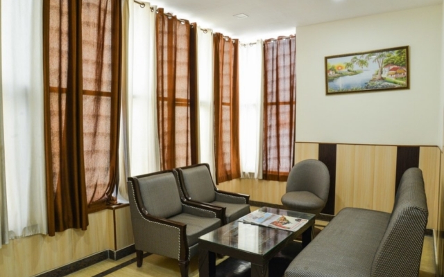 jindal Palace Hotel