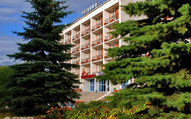 Taganay Hotel