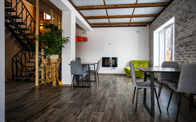Ryzhiy poni Guest House