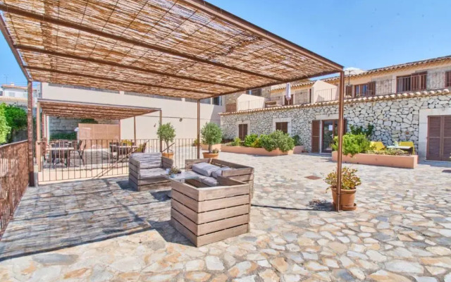 Отель Can Riera