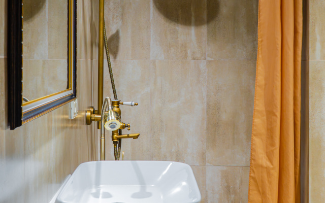Stunning 2BR Apt Mashtots Avenue by Keygo 84 Apartments
