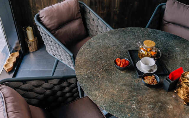 Отель Лотос