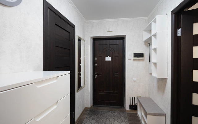 Dyuna Flat