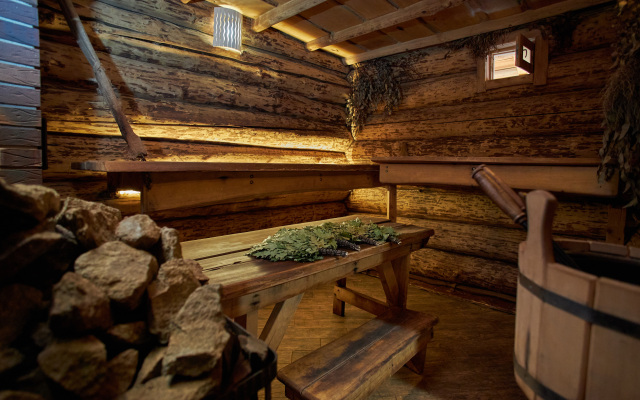 Kedr 750, 6 spalen, 15 gostej s Bassejnom i Banej Chalet
