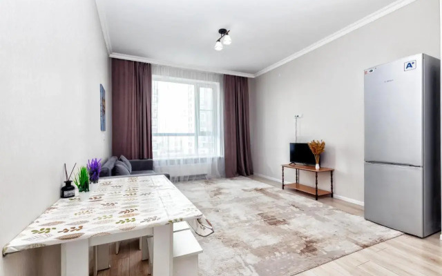 Na Ulitse Turara Ryskulova, 5/2 Apartments