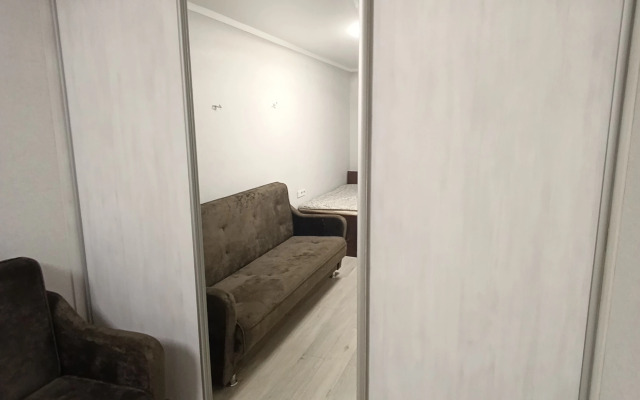 Квартира Трёхкомнатная на Белоконской 15В