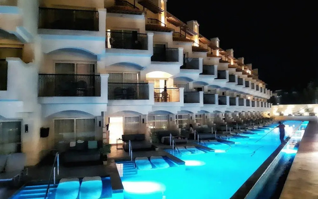 Отель The V Luxury Sahl Hasheesh