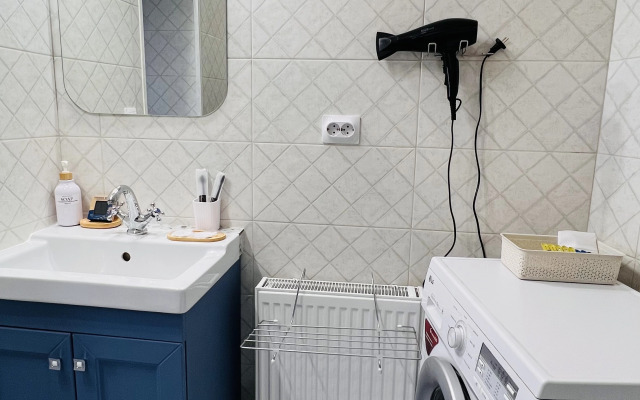 Po Ulitse Degtyaryova Flat