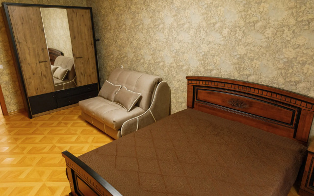 3-Kh Komnatnaya V Tsentre Adlera Flat