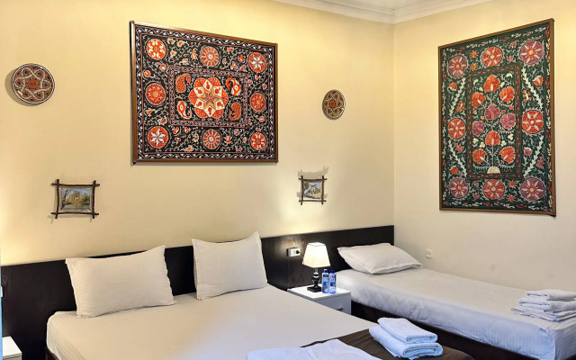Al Bukhari Hotel Guest house