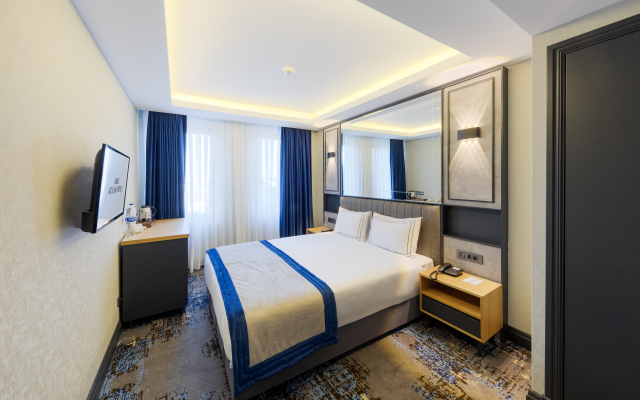 Отель Ahg Atlas Hotel Taksim Boutique