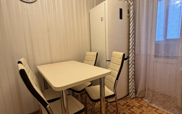 Apartments Dvukhkomnatnaya М4
