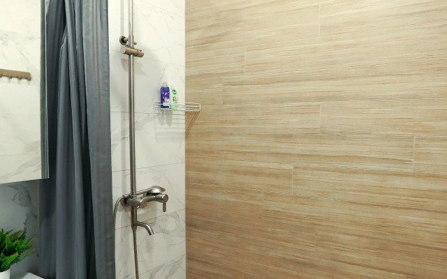 V Zhk Zhigulina Roscha Vozle Trts Meganom Apartments