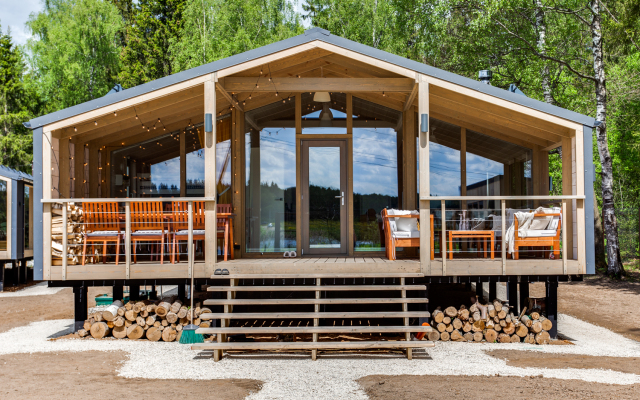 Na Beregu Vodokhranilischa Private house
