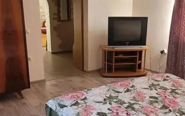 Частный дом Уютный домик с участком