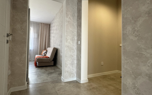 Квартира Евро 2-ком Гусарская 12-55 КакДома напротив Аэропорта