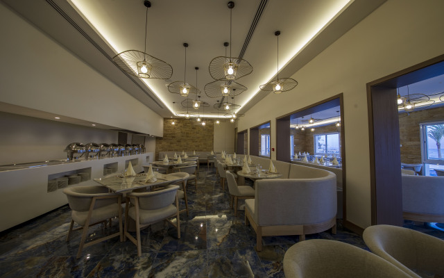Luxotel Aqaba Beach Resort & Spa Hotel