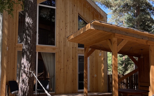 Shishka Guest House