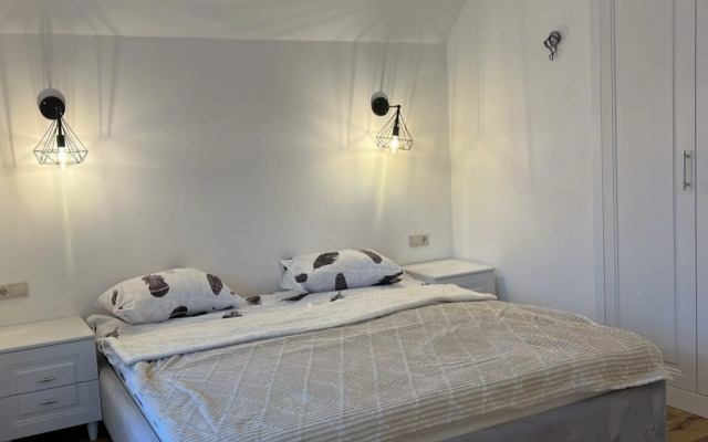 Квартира на Просвящения 27