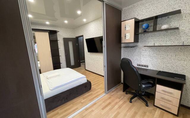 Апартаменты Мир Микрорайон Оптимистов 10