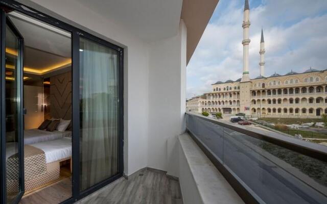 Luxury Airport Hotel by Zazzoni