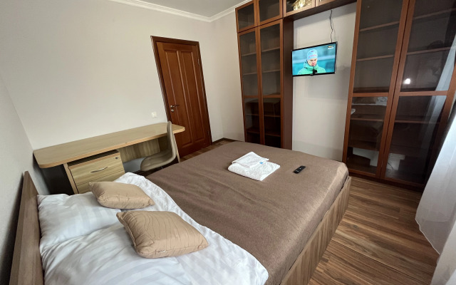 Квартира уютная двухкомнатная на центральной улице