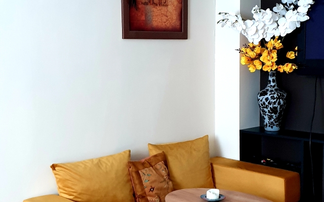 Angelina Studio Flat