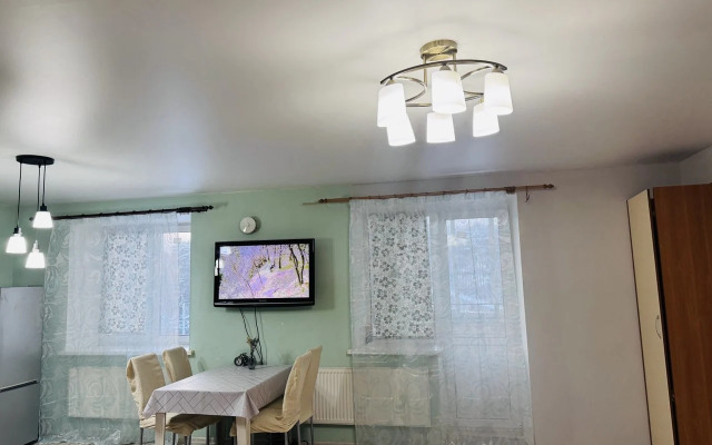 Квартира Уютная студия в спальном районе г. Березовский