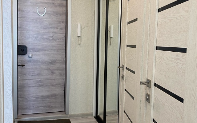 Na Naberezhnoy Apartaments
