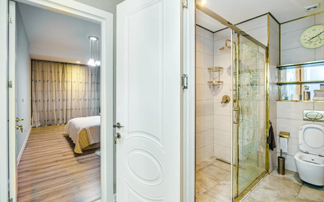 Sea View VIP on Sabah Residence Apartments