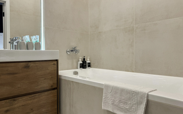 46m U Akvaparka Salut 203 Apartments