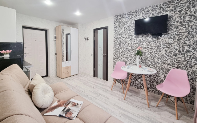 LovelyHome39 u Korolevskih vorot studiya 4 Apartments