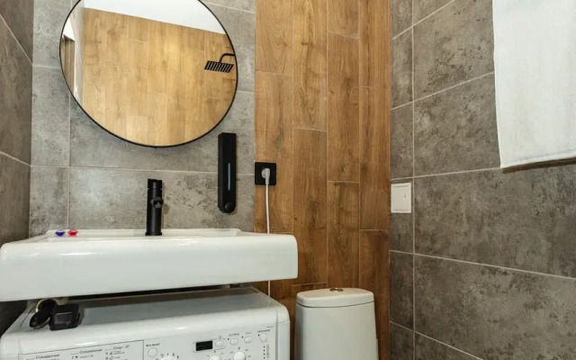 Studiya Na 8 Etazhe (541) Flat
