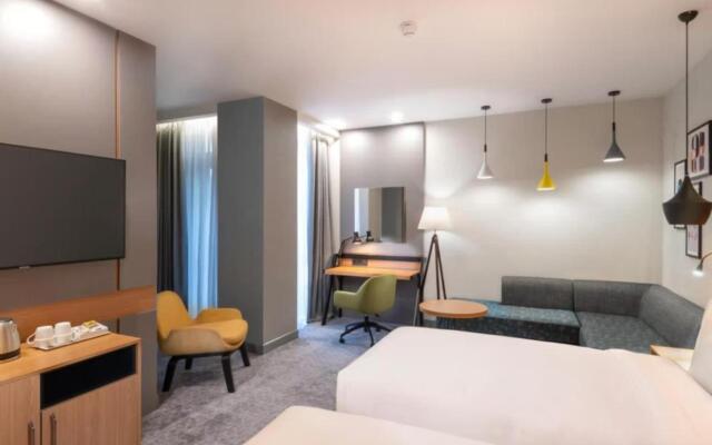 Holiday Inn Yerevan Republic Square, an IHG Hotel