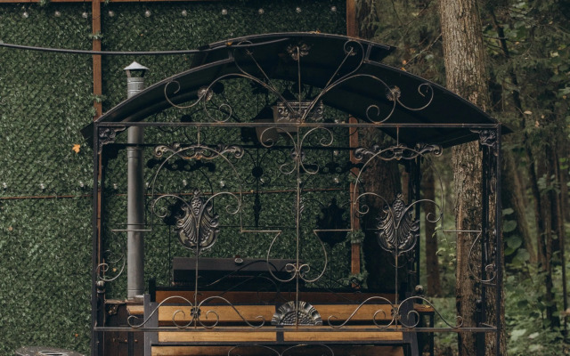 Шале Сфера Агат в лесу на Живописной улице