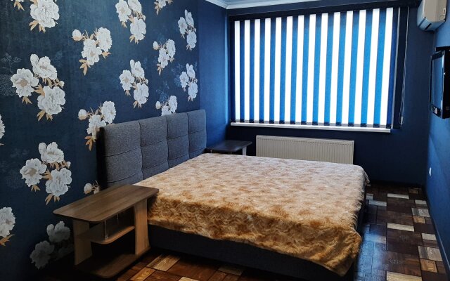 Na Admirala Kryuysa Apartments