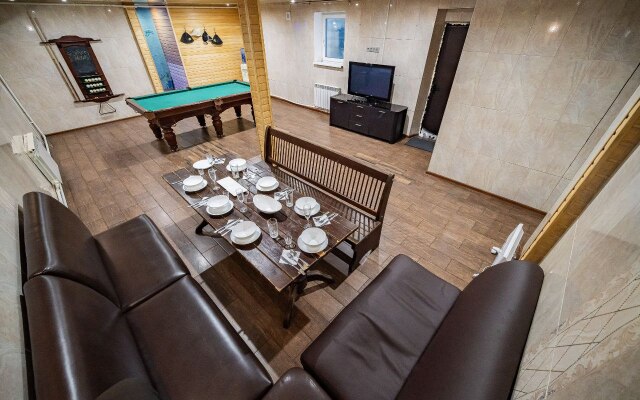 Teply Kottedzh Ryadom S Aeroportom Private house