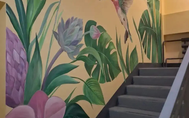 V klassicheskom stile na Komsomolskoy Flat