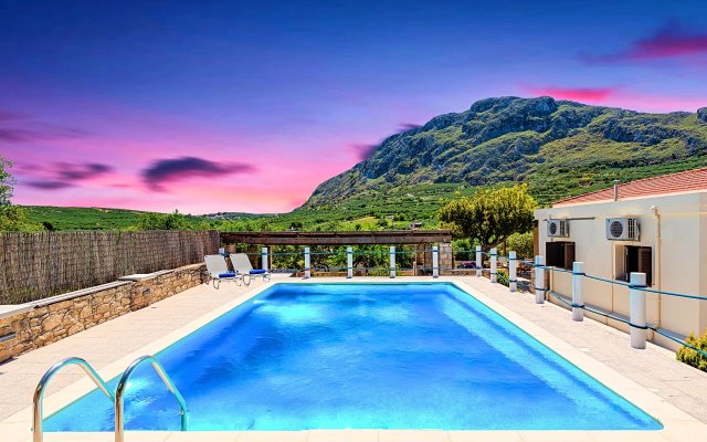 Cretan Kera Villa Heated Pool Villa